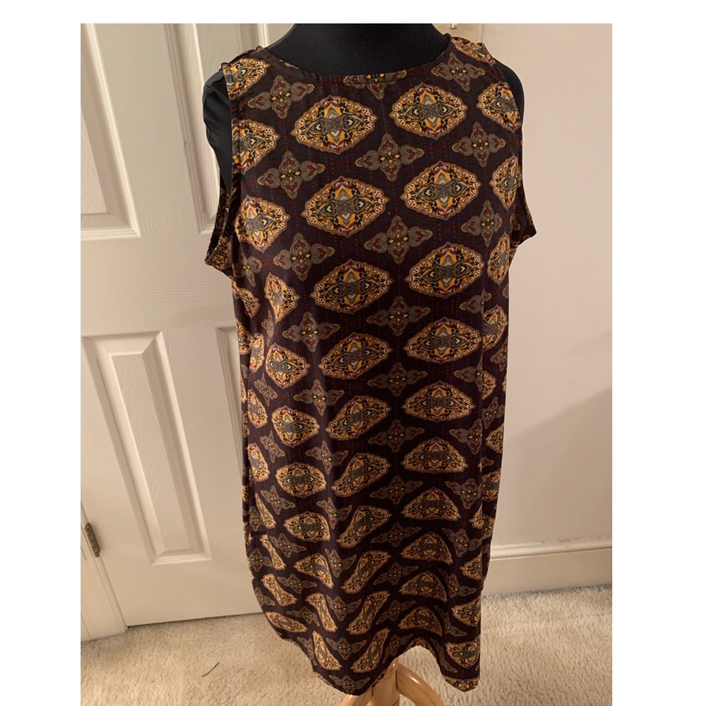 Boohoo dress with vintage like print sz 10